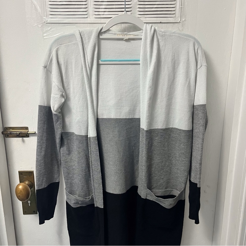 Peyton Primrose Women’s Multicolor 3/4 Sleeve Cardigan Sweater 2 Pockets Size S